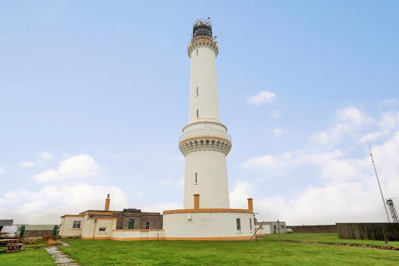 Aberdeen Lighthouse Cottages - Coastal, Dolphins Exterior foto