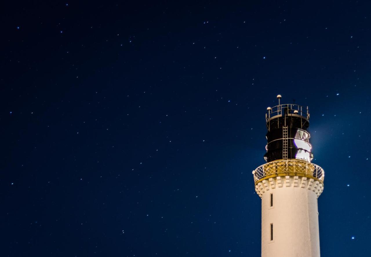 Aberdeen Lighthouse Cottages - Coastal, Dolphins Exterior foto